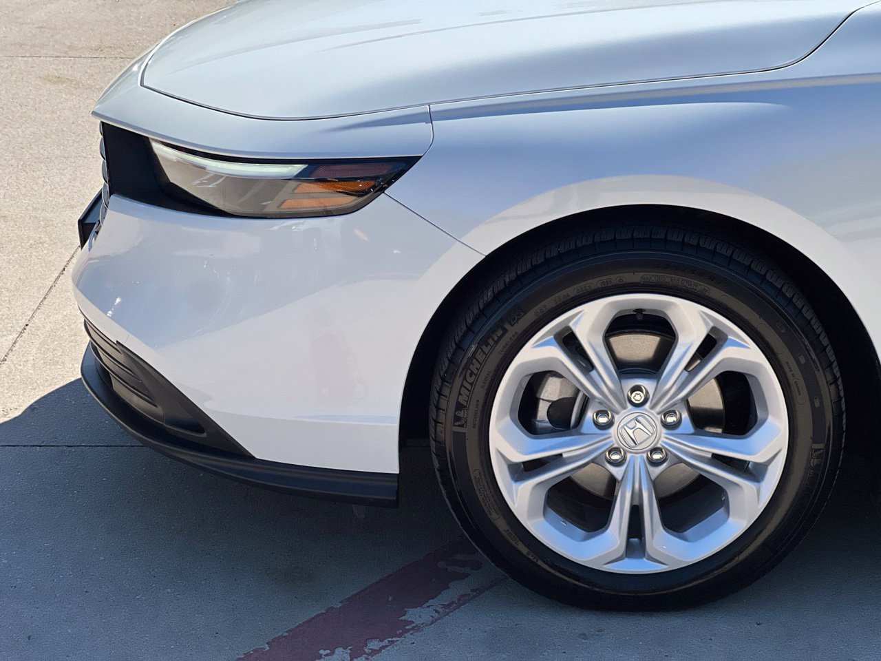 Used 2025 Honda Accord LX image 26