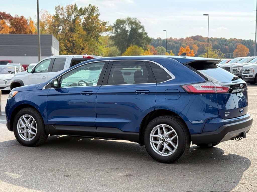 Used 2023 Ford Edge SEL AWD/4WD image 38