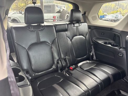 Used 2023 Honda Pilot Touring image 35
