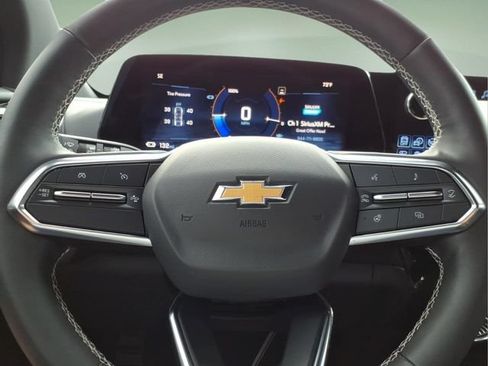Used 2024 Chevrolet Blazer EV LT AWD/4WD image 25