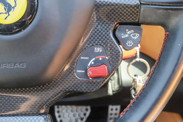 Used 2015 Ferrari California T RWD image 38