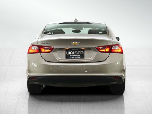 Used 2024 Chevrolet Malibu LT image 4