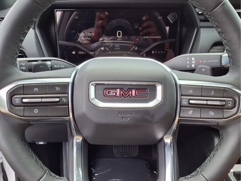 New 2026 GMC Terrain Elevation w/ Elevation Premium Package AWD/4WD image 11