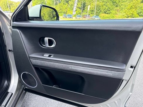 Used 2024 Hyundai Ioniq 5 Limited AWD/4WD image 31