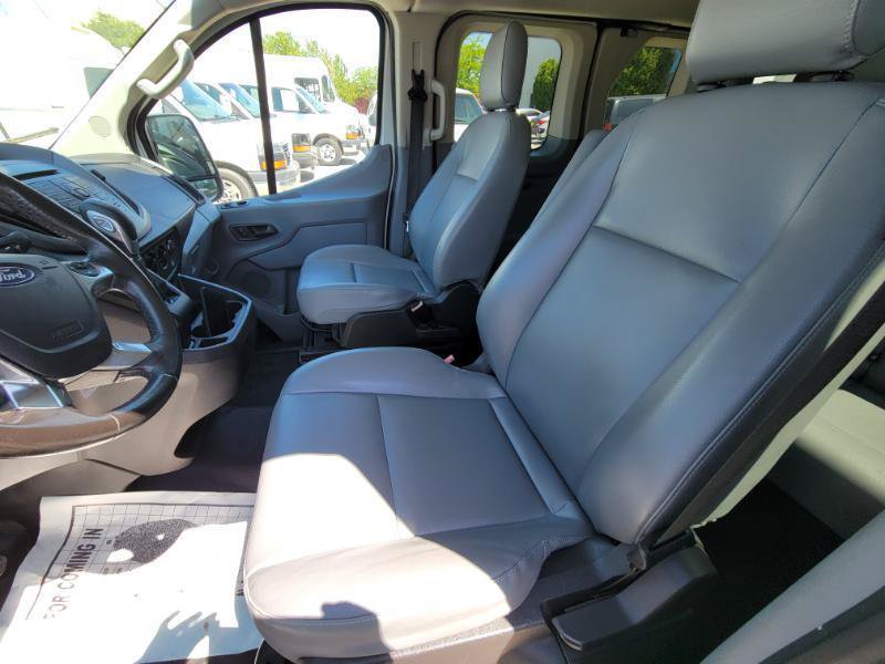 Used 2016 Ford Transit 150 XL RWD image 11