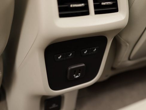 Used 2021 GMC Terrain Denali w/ Denali Premium Package image 30