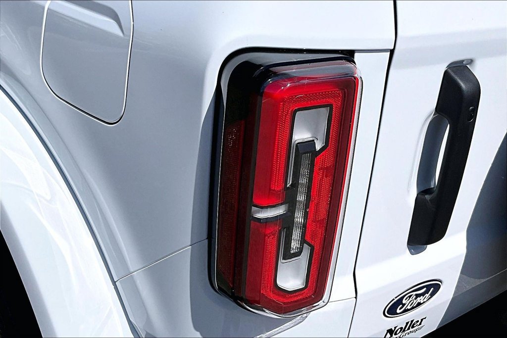 New 2026 Ford Bronco Outer Banks AWD/4WD image 28