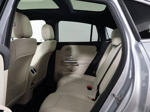 New 2026 Mercedes-Benz GLA 250 image 6