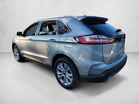Used 2024 Ford Edge Titanium image 8
