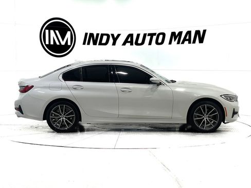 Used 2019 BMW 330i xDrive Sedan w/ Convenience Package image 3