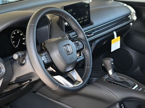New 2026 Honda HR-V EX-L image 14