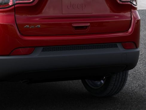 New 2026 Jeep Compass Latitude image 13