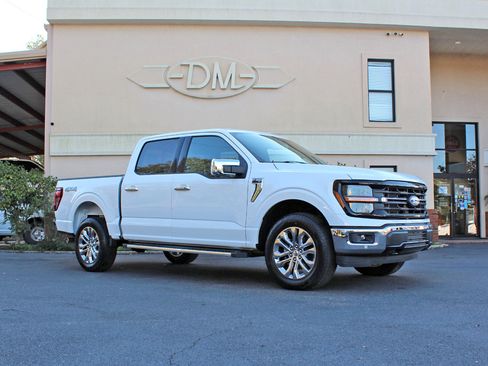 Used 2024 Ford F150 XLT w/ Equipment Group 302A MID image 5