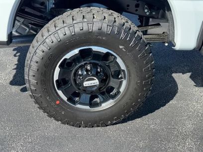 New 2026 Ford F250 Lariat w/ Tremor Off-Road Package