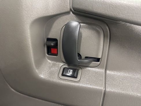 Used 2014 GMC Savana 2500 Extended image 25