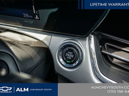 New 2026 Chevrolet Trax LT w/ Sunroof Package image 31