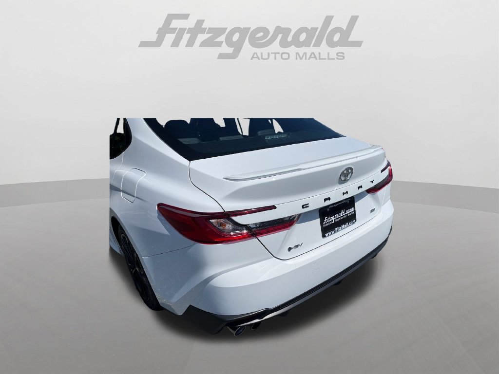 Used 2025 Toyota Camry SE FWD image 38