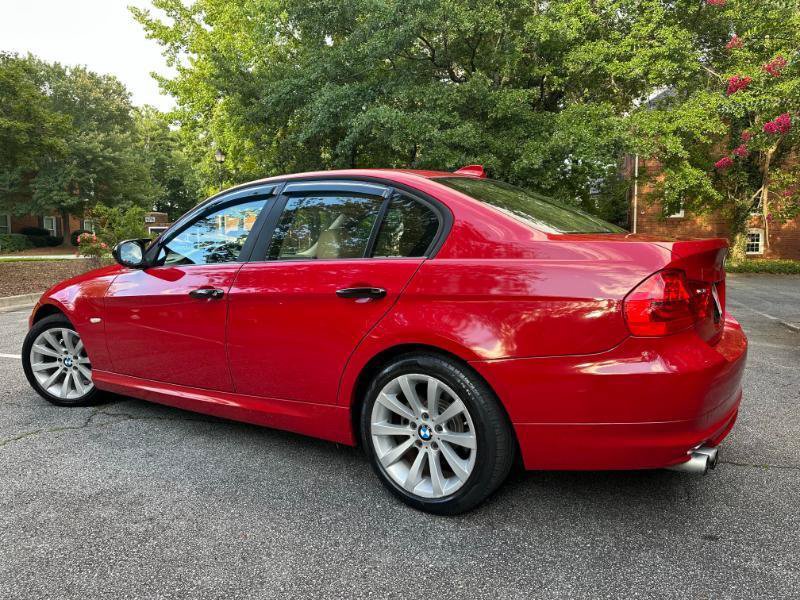Used 2011 BMW 328i Sedan RWD image 9