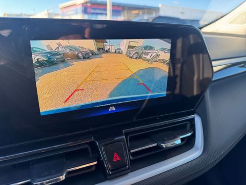 Used 2025 Chevrolet TrailBlazer LT image 17