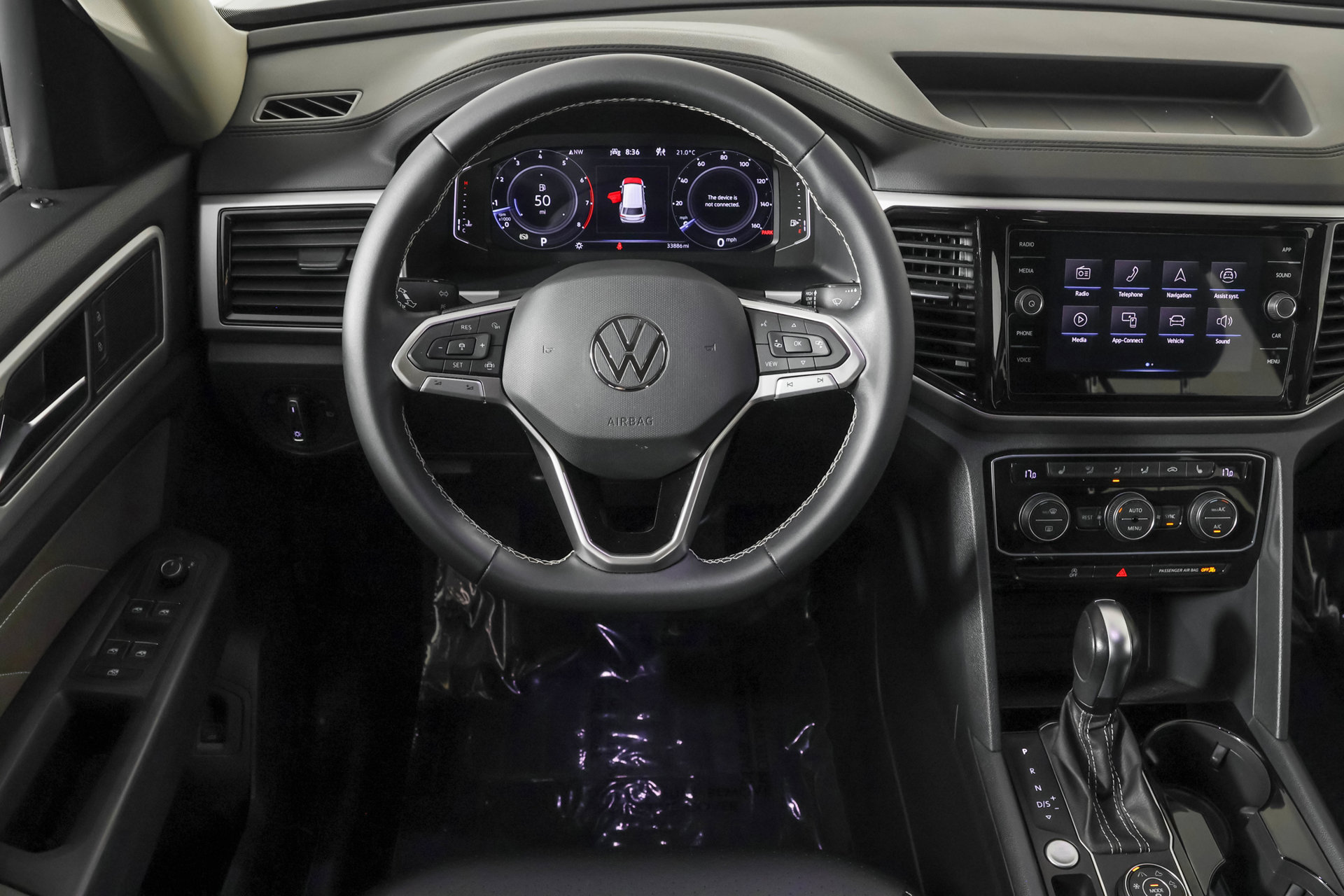 Used 2023 Volkswagen Atlas SE w/ Black Wheel Package AWD/4WD image 39