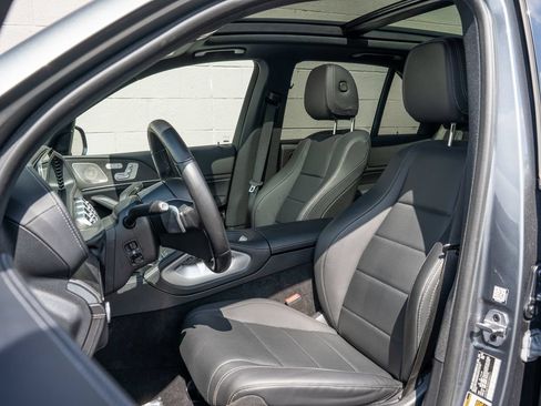 Used 2024 Mercedes-Benz GLE 350 4MATIC image 5