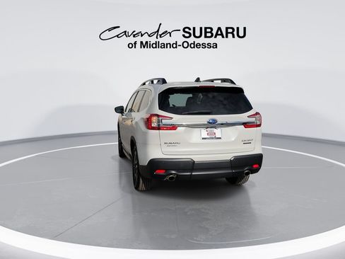 Used 2025 Subaru Ascent Touring AWD/4WD image 6