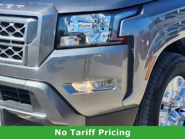 Used 2022 Nissan Frontier SV RWD image 6