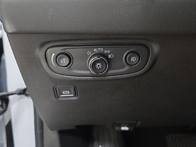 Used 2023 GMC Terrain AT4 AWD/4WD image 26