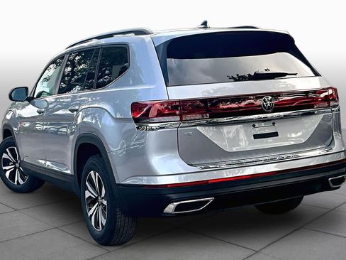 New 2026 Volkswagen Atlas SE FWD image 12