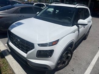 Used 2026 Hyundai Venue SEL FWD video 1