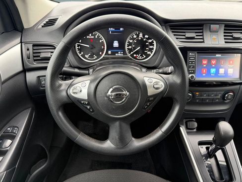 Used 2019 Nissan Sentra S image 25