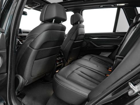 Used 2018 BMW X5 xDrive50i w/ Premium Package image 34