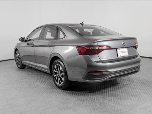 Used 2024 Volkswagen Jetta S FWD image 4