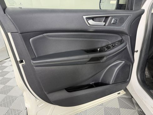 Used 2018 Ford Edge Titanium w/ Equipment Group 301A image 14