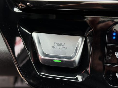 Used 2024 GMC Sierra 1500 AT4 w/ Technology Package image 24