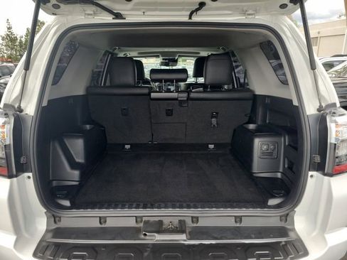 Used 2021 Toyota 4Runner TRD Off-Road Premium w/ Moonroof Package AWD/4WD image 24