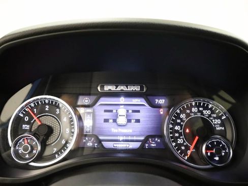 Used 2025 RAM 1500 Big Horn AWD/4WD image 7