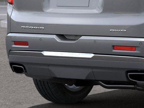 Used 2023 GMC Acadia Denali w/ Denali Ultimate Package image 24