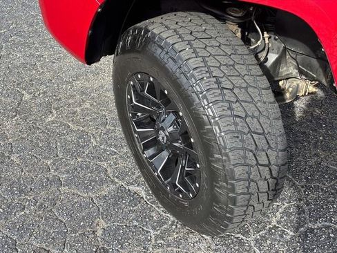 Used 2020 Toyota Tacoma SR w/ SR Convenience Package image 26