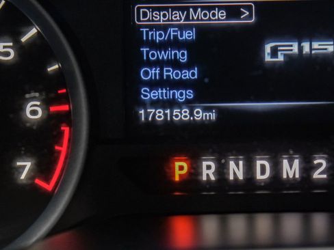 Used 2016 Ford F150 XLT w/ Equipment Group 302A Luxury image 19