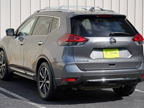 Used 2018 Nissan Rogue SL w/ Premium Package FWD image 49