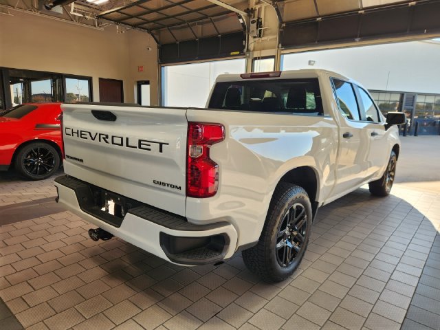Used 2024 Chevrolet Silverado 1500 Custom w/ LPO, Dark Essentials Package RWD image 6