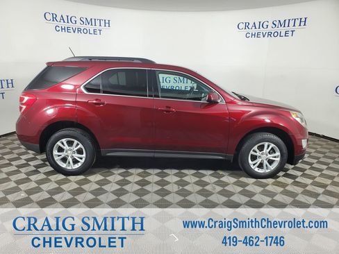 Used 2017 Chevrolet Equinox LT w/ Convenience Package image 8