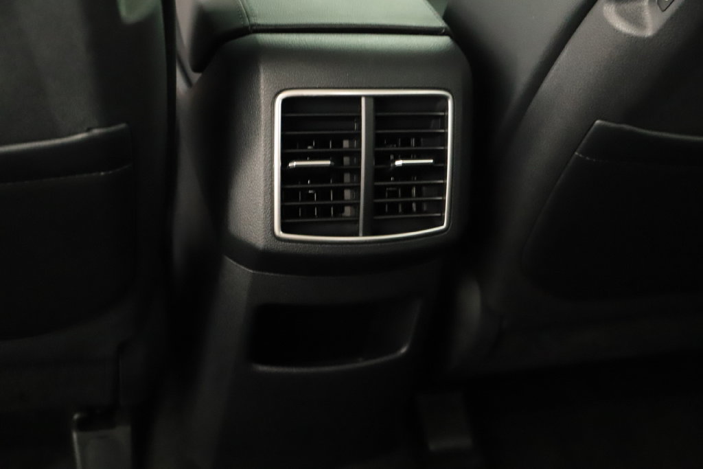 Used 2026 Kia Sportage EX FWD image 21