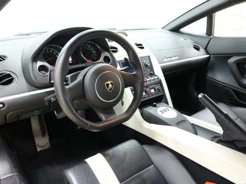 Used 2010 Lamborghini Gallardo LP 550-2 Valentino Balboni RWD image 2