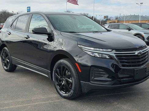 Certified 2023 Chevrolet Equinox LS w/ LS Convenience Package image 8