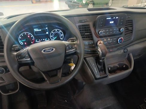 Used 2023 Ford Transit 250 Low Roof RWD image 6