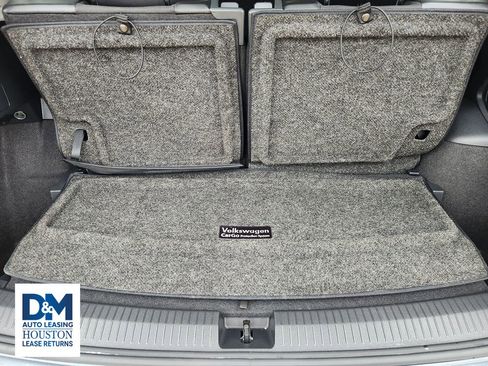 Used 2022 Volkswagen Tiguan SE FWD image 43