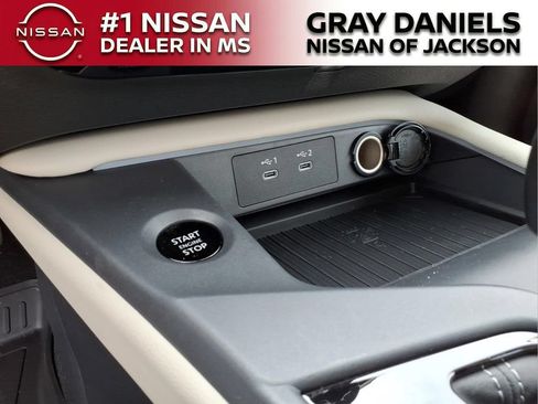 New 2026 Nissan Sentra SL w/ Floor Mat Package FWD image 18