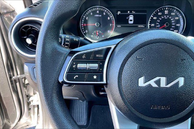 Used 2023 Kia Forte LXS FWD image 18